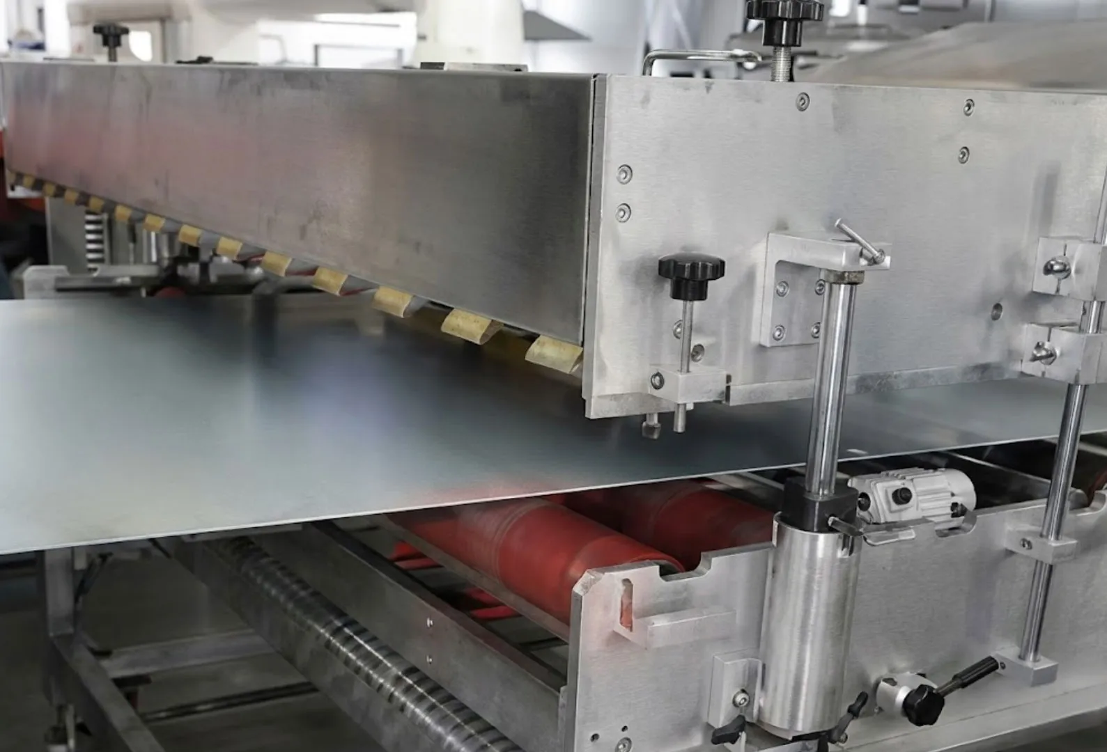 Corona Treatment Machine for Hollow Board Production Lines – ToronCorona™ HBP