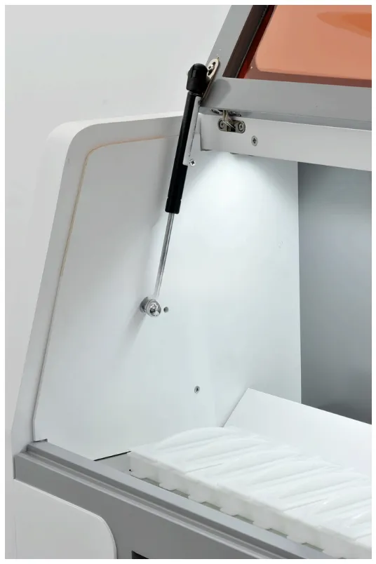 Intelligent Tissue Slide Stainer