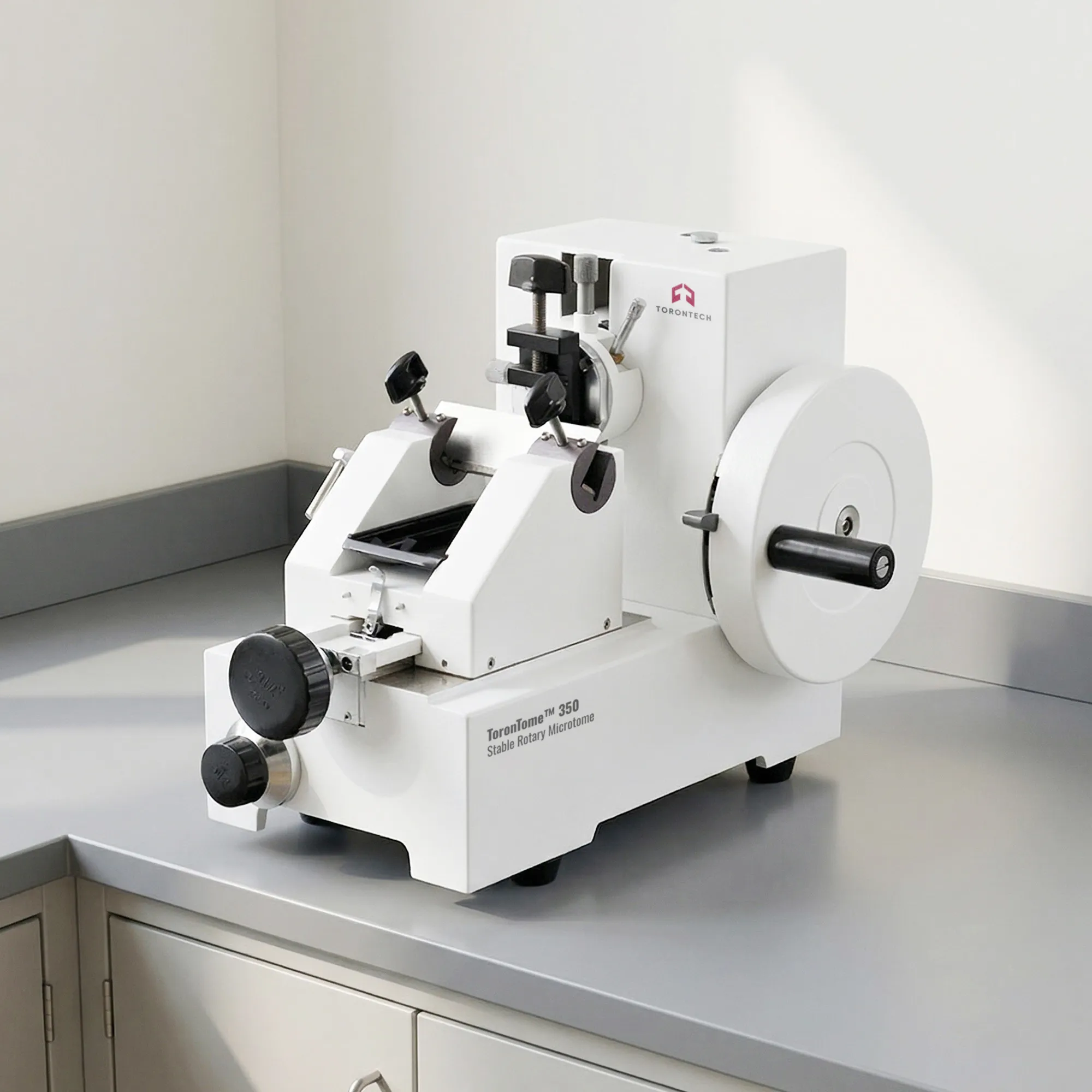 Stable Rotary Microtome