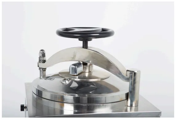 High Performance Vertical Autoclave - ToronClave™ VHP Series