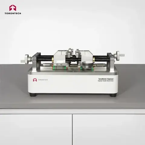 Coplanar Double Notch Cutter for Pipes and Plastics