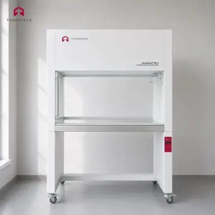 Dual-Operator Vertical Laminar Flow Cabinet